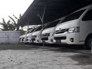 Memberikan Layanan Terbaik